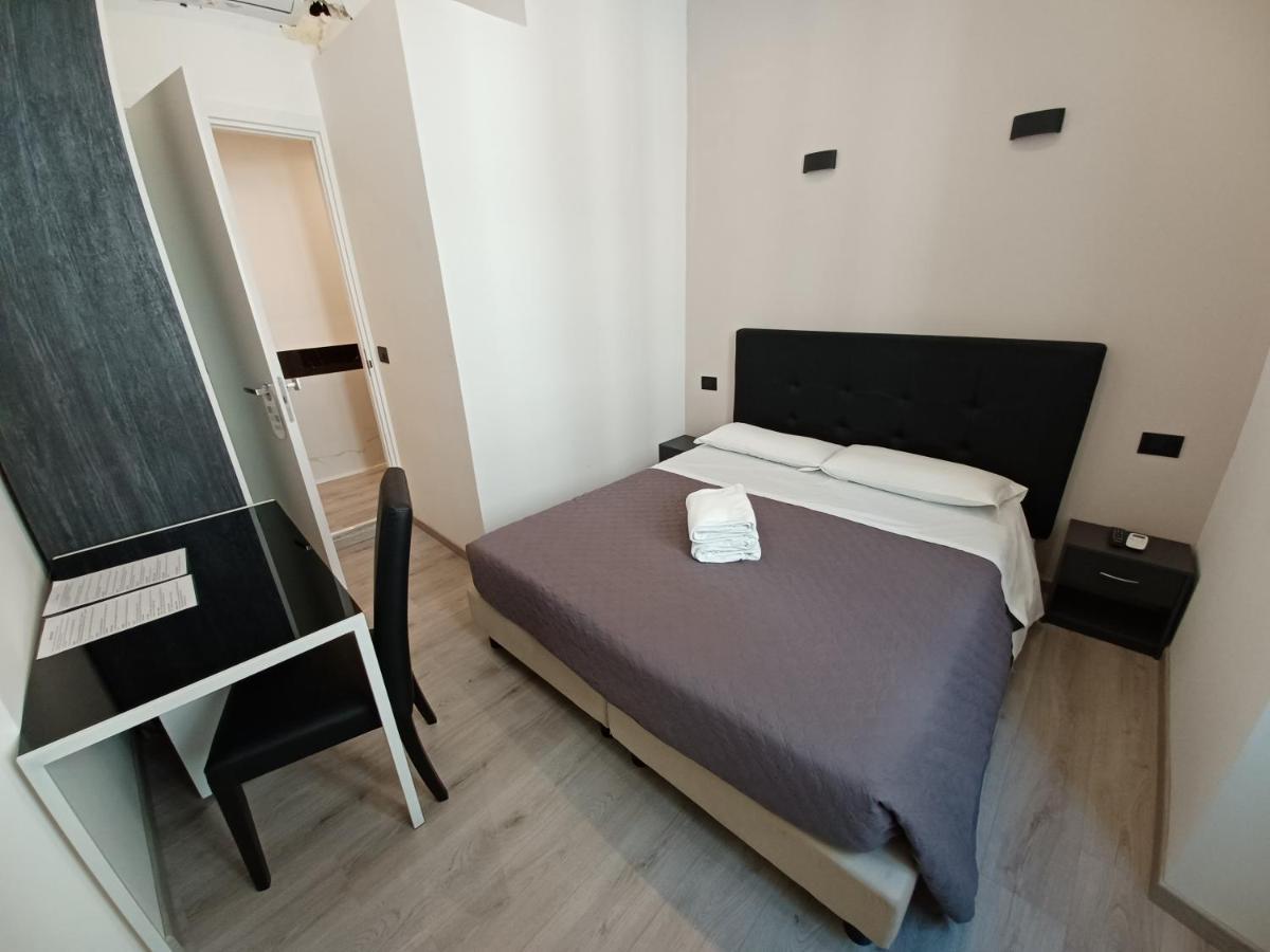 Hotel Mimosa Pantheon Рим Экстерьер фото